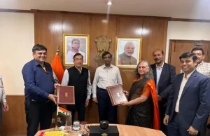 महिंद्रा समूह की कंपनियां भी दिल्ली–एनसीआर में पुराने ट्रकों और बसों को बदलने पर छूट प्रदान करने वाली भारत सरकार की योजना में शामिल