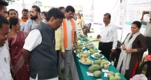 प्राकृतिक खेती अपनाकर किसान अपनी बढ़ाएं आय और बचाएं मिट्टी की उर्वरता : मंत्री केदार कश्यप