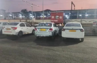 रायपुर रेलवे स्टेशन पर फोर व्हीलर पार्किंग का स्थान बदला, अब एक्सप्रेस-वे के पास खड़ी होंगी गाड़ियां