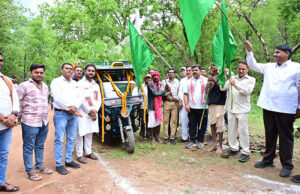 51 काला आम के पौधों का हुआ रोपण, 50 हजार सीड बॉल और एक लाख पौधों के वितरण अभियान की हुई शुरुआत