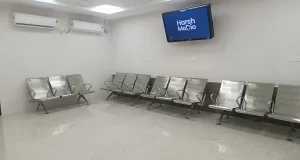 रायपुर स्टेशन पर यात्रियों की सुविधा के लिए 3-सीटर स्टेनलेस स्टील एवं आरसीसी बेंचों की व्यवस्था