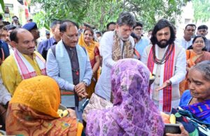 इलाज के साथ आत्मनिर्भरता का मॉडल, सोठी आश्रम के काम से प्रभावित हुए CM साय