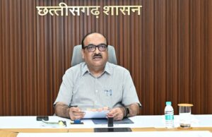 उरला की फैक्ट्री दुर्घटना के बाद सख्त कार्रवाई, मृतक श्रमिकों के कंपनी प्रबंधन द्वारा परिजनों को 30-30 लाख रुपये का मुआवजा देने पर सहमति