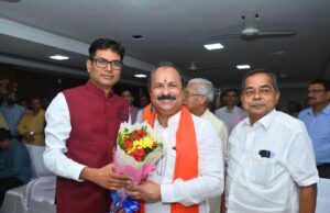 रायपुर विकास प्राधिकरण के नए उपाध्यक्ष डॉ. जय प्रकाश शर्मा ने संभाला पदभार