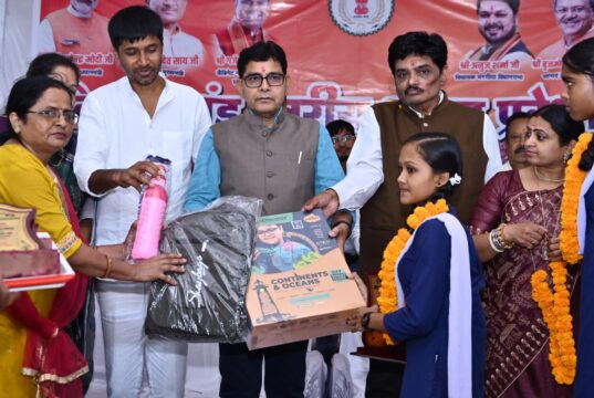 शिक्षा के साथ संस्कारों का समावेश ही समृद्ध छत्तीसगढ़ की नींव – राजस्व मंत्री श्री टंक राम वर्मा