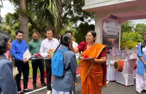 पहली बार मेधावी विद्यार्थियों के लिए खुले कोरिया कलेक्टर निवास के द्वार