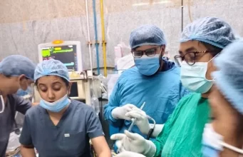 डॉक्टरों का कमाल : मासूम की आहार नली से निकाला गया सिक्का, बची जान