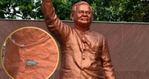 कटघोरा में अटलजी की कांस्य प्रतिमा मानकों के अनुरूप नहीं होने पर उप अभियंता तत्काल प्रभाव से निलंबित