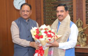 5 लाख मीट्रिक टन चावल के शीघ्र उठाव की पहल, मुख्यमंत्री विष्णुदेव साय ने केंद्रीय मंत्री से पर्याप्त रेलवे रैक उपलब्ध कराने का किया आग्रह