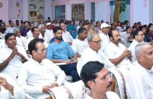 ब्रह्माकुमारीज़, अंबिकापुर में ‘नशा मुक्त युवा, विकसित भारत संकल्प अभियान’ के कार्यक्रम में पर्यटन, संस्कृति एवं धर्मस्व मंत्री श्री राजेश अग्रवाल हुए शामिल