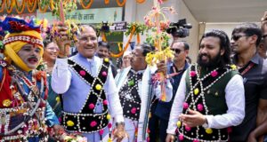 हरेली तिहार पर मुख्यमंत्री निवास में साकार हुई छत्तीसगढ़ की लोक संस्कृति, कृषि परंपरा और ग्रामीण जीवन की जीवंत झांकी