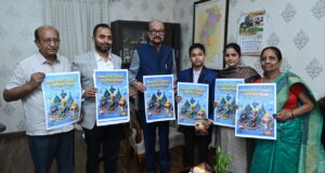 राज्यपाल श्री डेका ने 12 वर्षीय छात्र मास्टर दिव्यांश की पुस्तक ‘थॉट्स अबाउट गॉड‘ का किया विमोचन