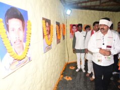झीरम पहुंच उप मुख्यमंत्री श्री विजय शर्मा ने शहीदों को दी श्रद्धांजलि