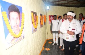 झीरम पहुंच उप मुख्यमंत्री श्री विजय शर्मा ने शहीदों को दी श्रद्धांजलि
