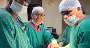 रायगढ़ मेडिकल कॉलेज के चिकित्सकों की उपलब्धि, महिला के पेट से निकाला गया 8 किलोग्राम वजनी विशालकाय ट्यूमर