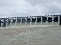 भारी बारिश से लबालब हुए जलाशय, महानदी किनारे गांवों में अलर्ट, गंगरेल से छोड़ा जा रहा पानी