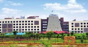 छत्तीसगढ़ में स्कूल-कॉलेजों में 15 दिन छुट्टियों का ऐलान