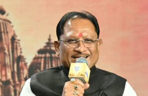 सुरक्षा के साथ विकास की रणनीति ने बदली बस्तर की तस्वीर, अंतिम छोर तक पहुंच रही शासन की योजनाएं