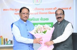 नालंदा परिसरों के निर्माण में तेजी लाने और शहरों में स्वच्छता व्यवस्था को और बेहतर बनाने पर जोर