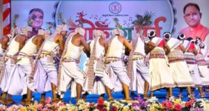 सरहुल-करमा की थाप पर झूम उठा लोकरंग पर्व, लोकसंस्कृति के रंगों से सजा समापन
