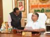 नवा रायपुर स्थित निवास कार्यालय में जनदर्शन, दूर-दराज से पहुंचे नागरिकों से आत्मीय संवाद कर सुनीं समस्याएं और मांगें