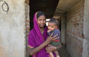 आंगनबाड़ी केंद्र के माध्यम से योजना से जुड़ीं निशा, मातृत्व के महत्वपूर्ण समय में मिली आर्थिक राहत