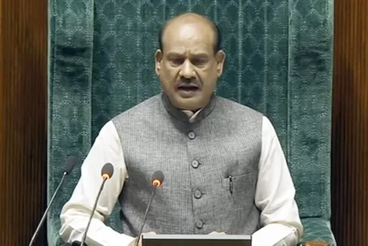 33 प्रतिशत आरक्षण महिलाओं के राजनीतिक नेतृत्व के लिए नए रास्ते खोलेगा: लोकसभा अध्यक्ष