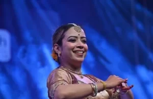 घुंघरूओं की झंकार से गूंजा चक्रधर समारोह का मंच, डॉ.खुशबू पांचाल के कथक ने मोहा दर्शकों का मन
