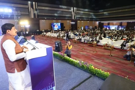मध्यप्रदेश सेमीकंडक्टर समिट-2026 में लगभग 5,800 करोड़ रुपये के निवेश प्रस्ताव प्राप्त, 10 हजार से अधिक रोजगार होंगे सृजित