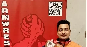 जर्मनी में छत्तीसगढ़ के श्रीमंत झा ने लहराया तिरंगा, पैरा-आर्मरेसलिंग कप में जीता रजत पदक