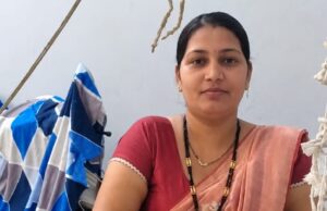 उन्नत उपकरण सहायता योजना से टोकेश्वरी साहू को बुनाई कार्य में मिली सहूलियत