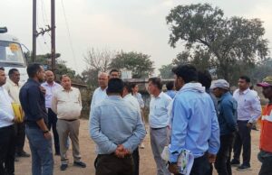 सड़कों, पुलों और भवनों के निर्माण में गुणवत्ता और समय-सीमा का विशेष ध्यान रखने कहा