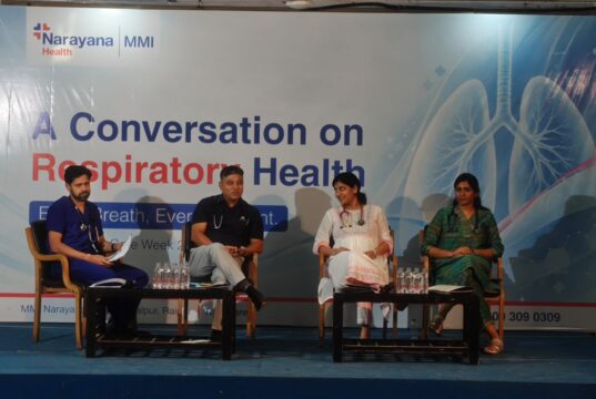 MMI Narayana Hospital, Raipur में फेफड़ों की सेहत और सांस से जुड़ी बीमारियों पर जागरूकता कार्यक्रम