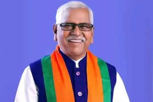 दिवंगत विधायक डोमनलाल कोर्सेवाड़ा का पार्थिव शरीर शनिवार को पहुँचेगा छत्तीसगढ़